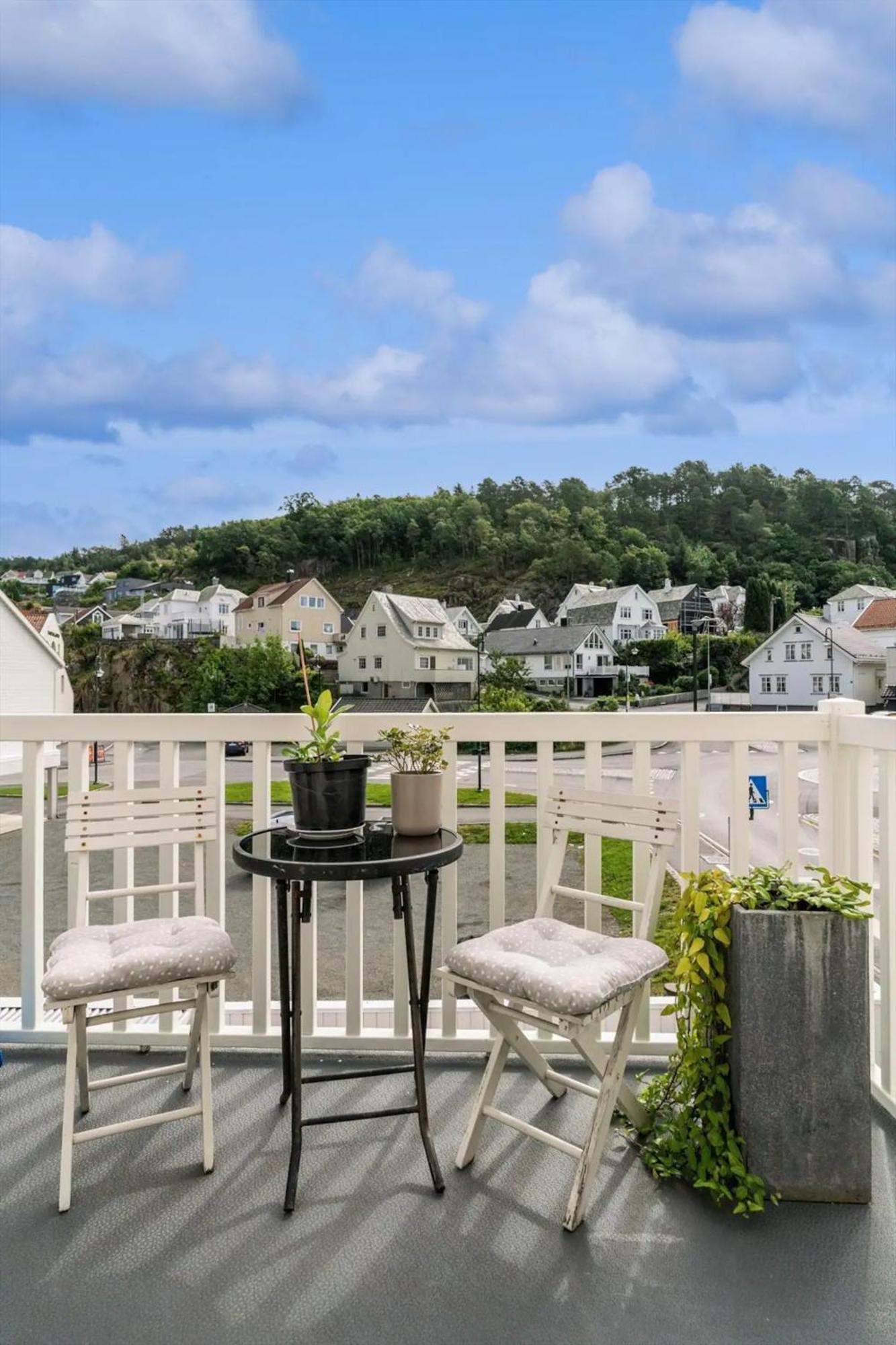 Stylish & Bright Penthouse - Office - 5 Star Location! Daire Egersund Dış mekan fotoğraf